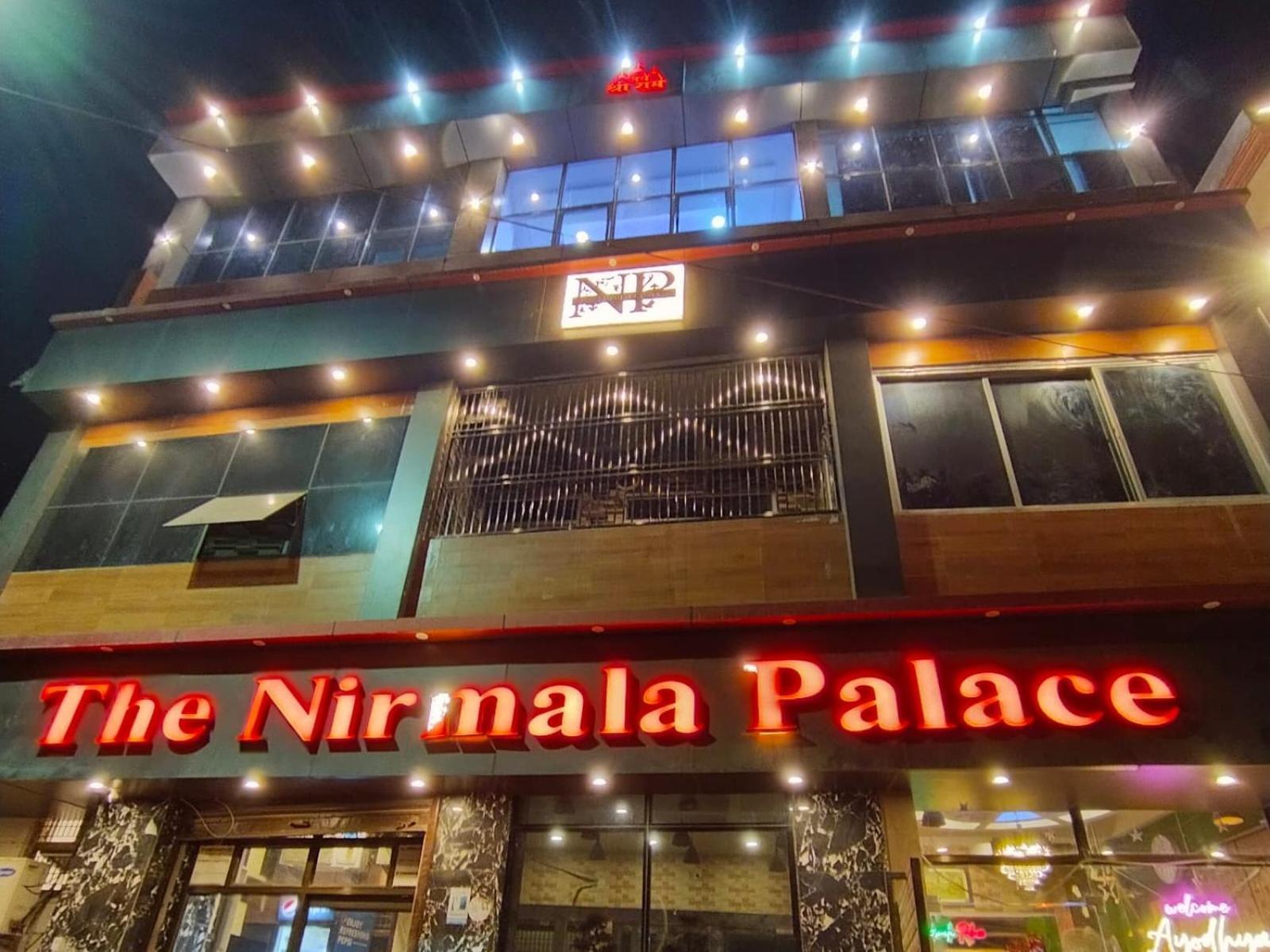 The Nirmala Palace Hotel Ayodhya Eksteriør billede